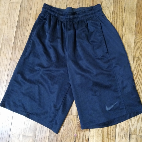 Nike Other - 💜Nike youth basketball shorts
